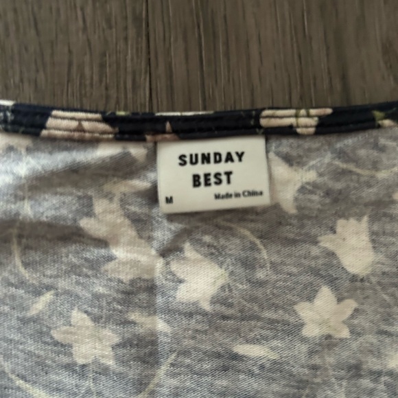 Sunday best floral dress - Picture 2 of 3